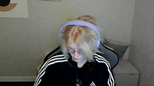 ElizabethHarpper online show from September 2025 01:05:02 AM