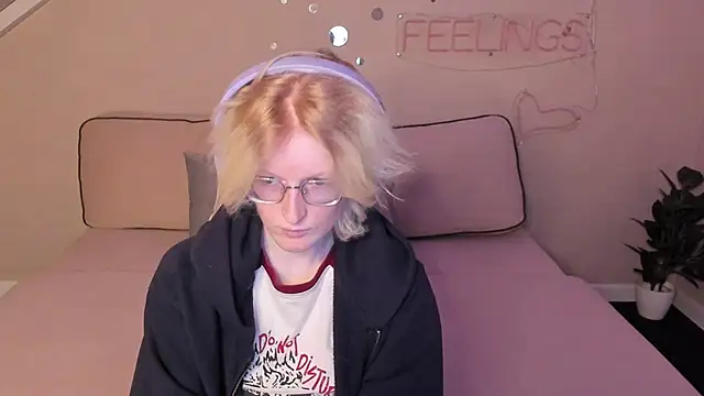 ElizabethHarpper online show from September 2025 01:05:02 AM