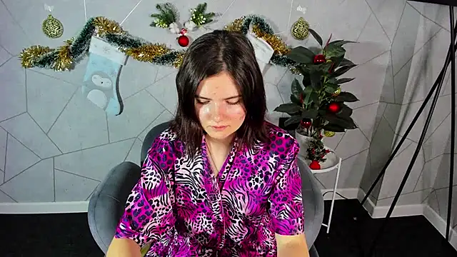 Snapshot of CharlotteMitchell chatting on December 2024 01:26:01 AM CharlotteMitchell online show from December 2024 01:26:01 AM