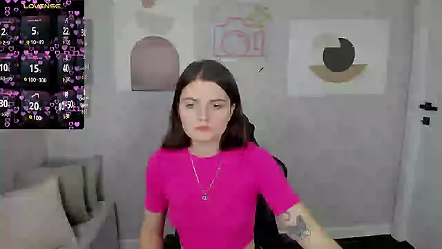 Snapshot of CharlotteMitchell chatting on January 2025 07:30:01 AM CharlotteMitchell online show from January 2025 07:30:01 AM