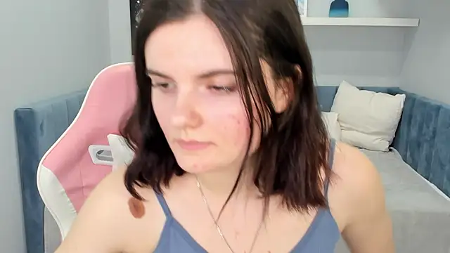 Snapshot of CharlotteMitchell chatting on February 2025 02:26:02 PM CharlotteMitchell online show from February 2025 02:26:02 PM