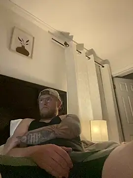 tcadle1824 online show from April 2026 01:58:02 AM