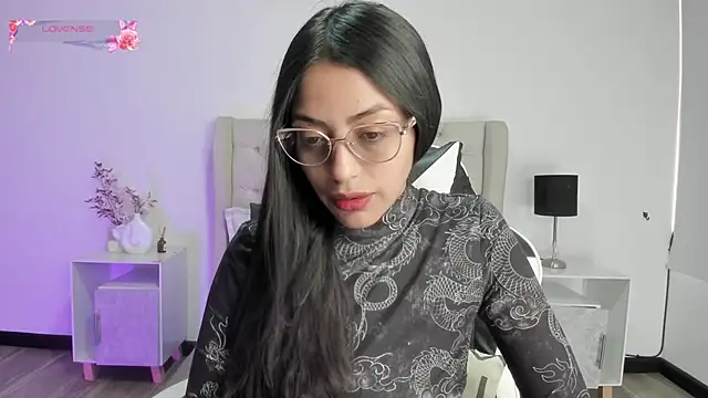 Snapshot of Xewa_ chatting on September 2025 06:44:02 PM Xewa online show from September 2025 06:44:02 PM