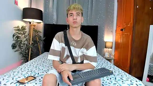 Brian-Ausslos online show from January 2025 04:47:01 AM