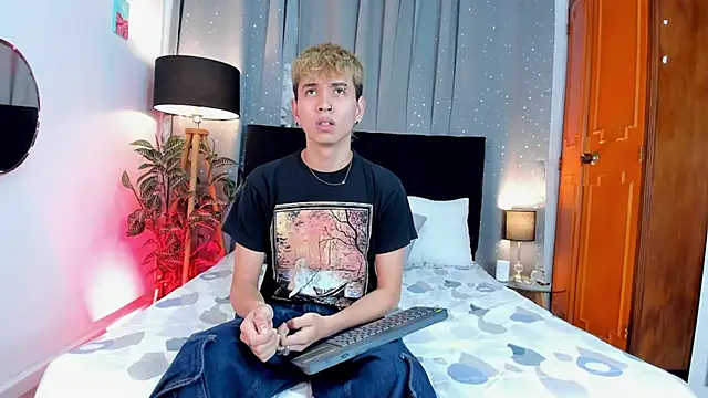 Brian-Ausslos online show from February 2025 04:25:01 AM