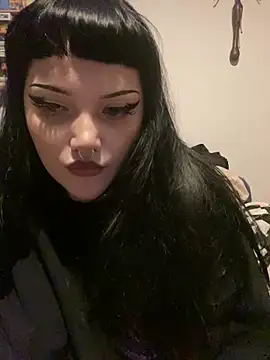 Snapshot of Gothicsiren chatting on January 2025 01:53:02 AM Gothicsiren online show from January 2025 01:53:02 AM