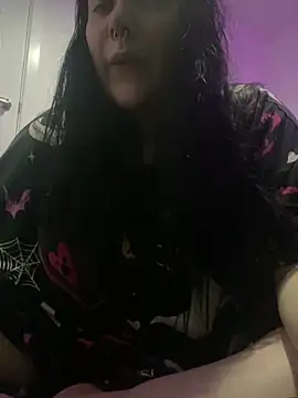 Snapshot of Gothicsiren chatting on February 2025 12:08:02 AM Gothicsiren online show from February 2025 12:08:02 AM
