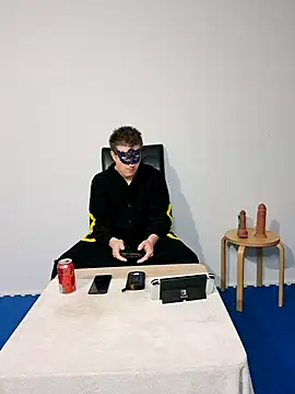 EmberSlave online show from December 2024 11:52:02 AM