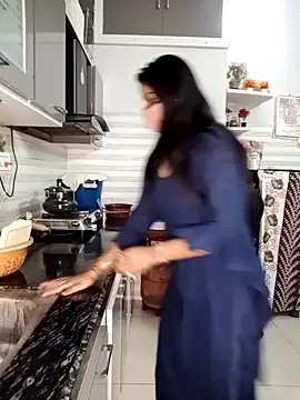 Best-Couple online show from January 2025 08:13:02 AM