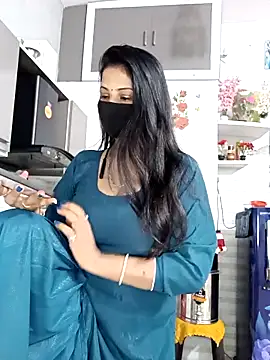 Snapshot of Best-Couple chatting on February 2026 03:44:02 AM Best-Couple online show from February 2026 03:44:02 AM