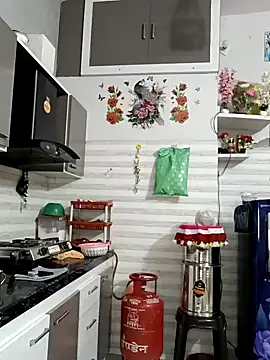 Snapshot of Best-Couple chatting on February 2026 03:57:01 AM Best-Couple online show from February 2026 03:57:01 AM