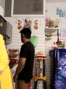 Snapshot of Best-Couple chatting on April 2026 10:05:01 AM Best-Couple online show from April 2026 10:05:01 AM