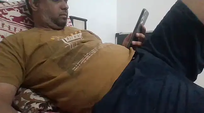 Snapshot of jemes21in chatting on March 2025 06:43:02 PM jemes21in online show from March 2025 06:43:02 PM