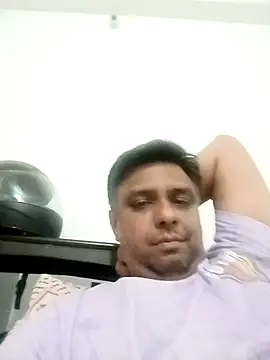Snapshot of jemes21in chatting on March 2025 03:05:01 PM jemes21in online show from March 2025 03:05:01 PM