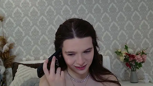 Snapshot of Nellie_Medina chatting on March 2025 07:49:02 PM Nellie Medina online show from March 2025 07:49:02 PM