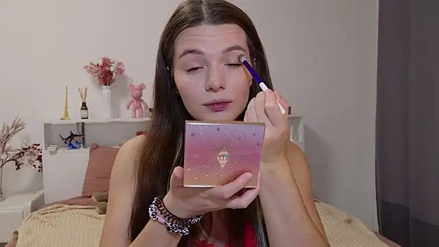 Snapshot of Nellie_Medina chatting on October 2025 09:22:01 PM Nellie Medina online show from October 2025 09:22:01 PM