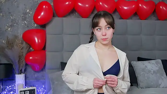 TheEmma online show from February 2025 02:32:02 PM