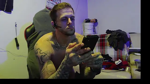 JamesMichael88 online show from February 2025 08:09:02 PM