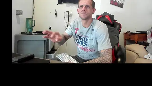 JamesMichael88 online show from March 2025 08:42:02 PM