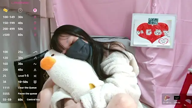 pipimi khaos online show from April 2026 12:50:02 PM