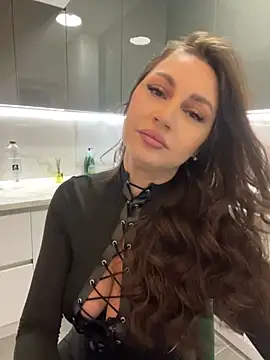 claraxjoyy online show from February 2025 04:47:01 AM