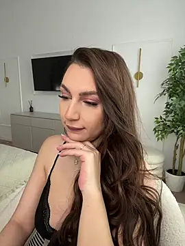 claraxjoyy online show from April 2026 05:43:02 AM