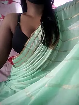 Snapshot of muskan-Sharma chatting on February 2025 08:21:02 AM muskan-Sharma online show from February 2025 08:21:02 AM