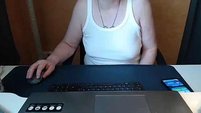 Sweet Phoenix online show from May 2026 10:45:01 AM