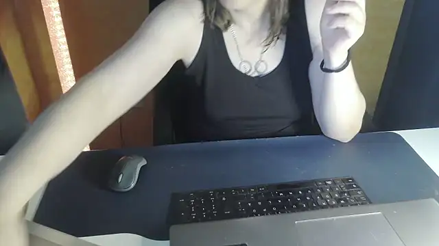 Sweet Phoenix online show from June 2026 07:42:02 AM