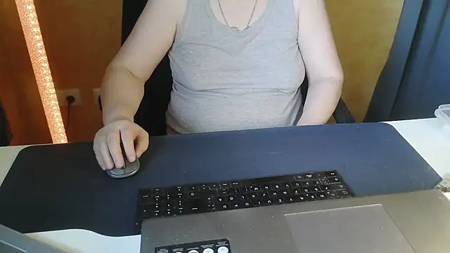 Sweet Phoenix online show from June 2026 01:15:01 PM