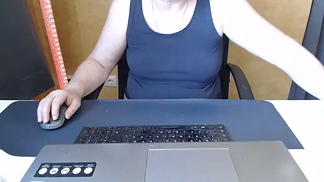 Sweet Phoenix online show from July 2026 09:04:01 AM