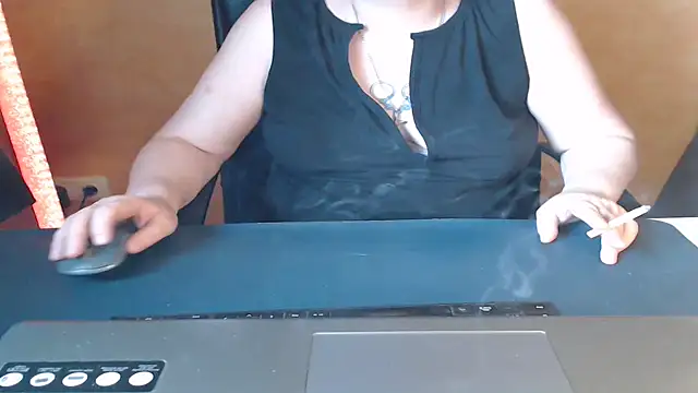 Sweet Phoenix online show from July 2026 10:43:01 AM