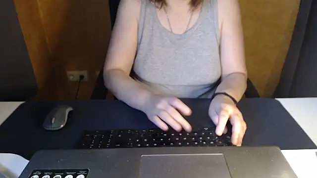 Sweet Phoenix online show from July 2026 08:07:01 AM