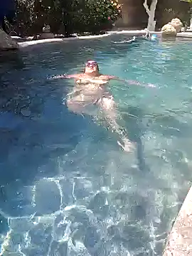 lasMasDulce online show from April 2026 08:39:02 PM