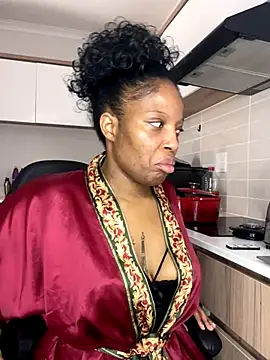 Thando04 online show from September 2025 12:05:01 PM