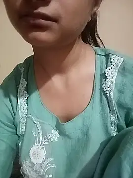 Snapshot of Piya_Ji chatting on June 2026 05:01:02 PM Piya Ji online show from June 2026 05:01:02 PM