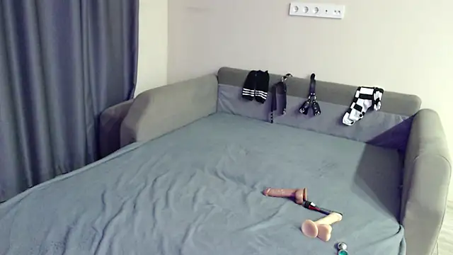 blaire  18 online show from February 2025 04:53:02 PM