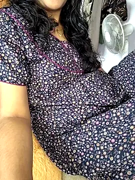 lovelygirl4567 online show from November 2025 05:43:01 AM