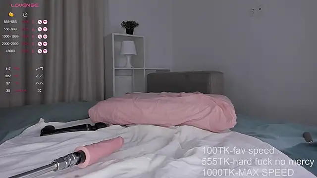 EllyFantasy online show from February 2025 10:17:02 PM