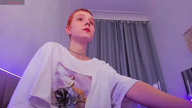 Snapshot of Iris_Pastels chatting on February 2025 01:25:02 PM Iris Pastels online show from February 2025 01:25:02 PM