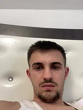 Demonpull69 online show from April 2026 02:09:02 PM