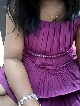 Tamil Vishalini online show from December 2025 06:52:02 AM