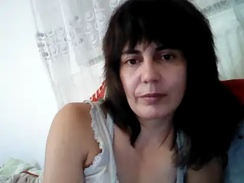 Snapshot of Amalia_Cori chatting on December 2024 10:56:01 PM Amalia Cori online show from December 2024 10:56:01 PM