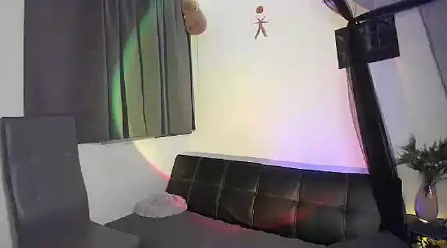 bronwgirl69 online show from March 2025 06:19:02 AM