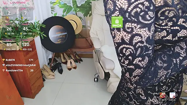 xiaotiantian-76 online show from April 2026 03:02:01 PM