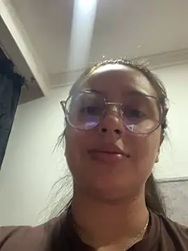 Snapshot of Gretta_Hot chatting on February 2025 10:45:01 PM Gretta Hot online show from February 2025 10:45:01 PM