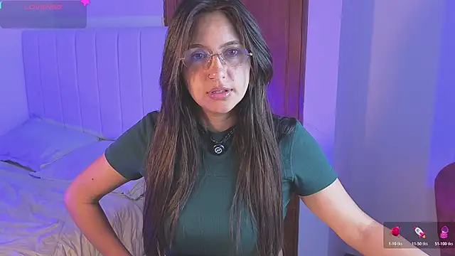 Snapshot of Gretta_Hot chatting on June 2026 11:29:02 PM Gretta Hot online show from June 2026 11:29:02 PM