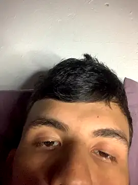 Snapshot of gabrielzinnnn085 chatting on September 2025 09:05:02 PM gabrielzinnnn085 online show from September 2025 09:05:02 PM