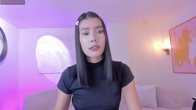 NiaSalvatore online show from April 2026 01:27:02 AM