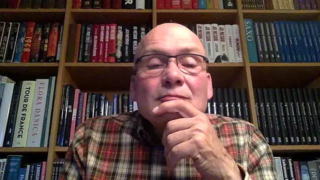 Parleg2 online show from October 2025 04:38:02 PM